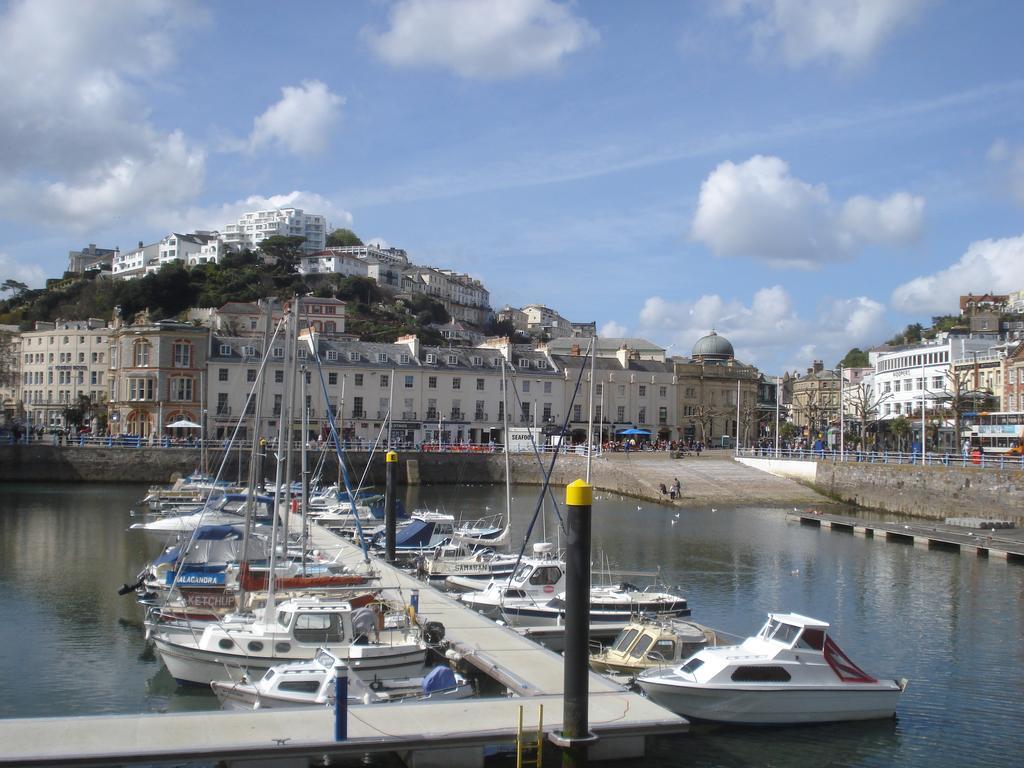 Tusker Lodge (Adults Only) Torquay Bagian luar foto