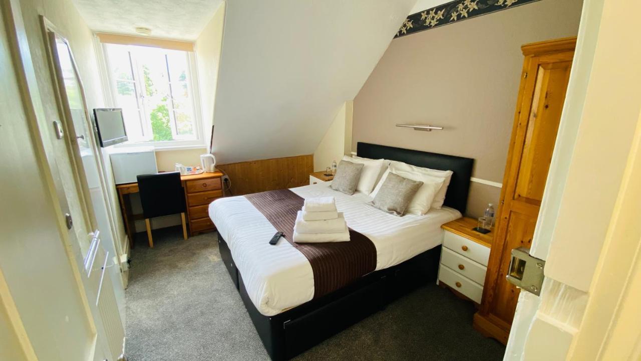 Tusker Lodge (Adults Only) Torquay Bagian luar foto