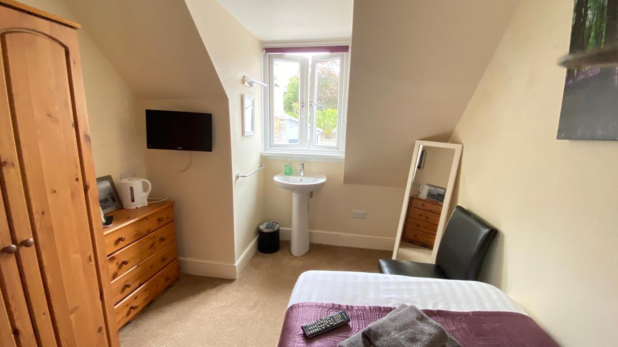 Tusker Lodge (Adults Only) Torquay Bagian luar foto