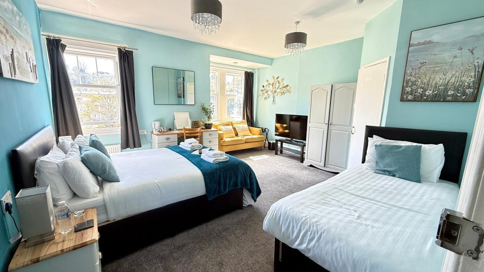Tusker Lodge (Adults Only) Torquay Bagian luar foto